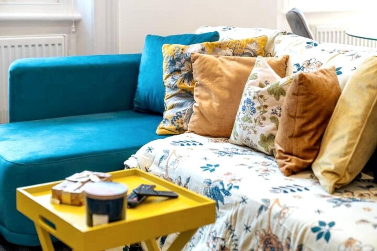 Niru Experience Elegant In Kensington Apartment London
